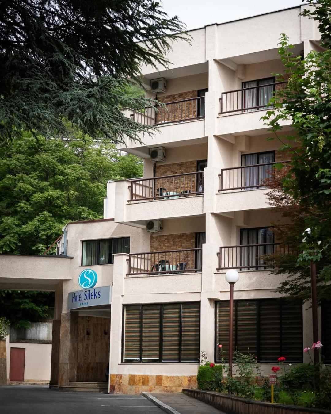 Hotel Sileks Ohrid Bagian luar foto