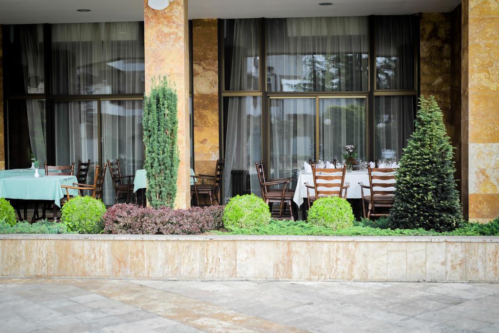 Hotel Sileks Ohrid Bagian luar foto